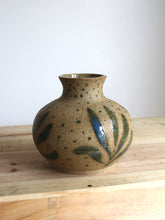 Load image into Gallery viewer, Speckled Circe Vase #2
